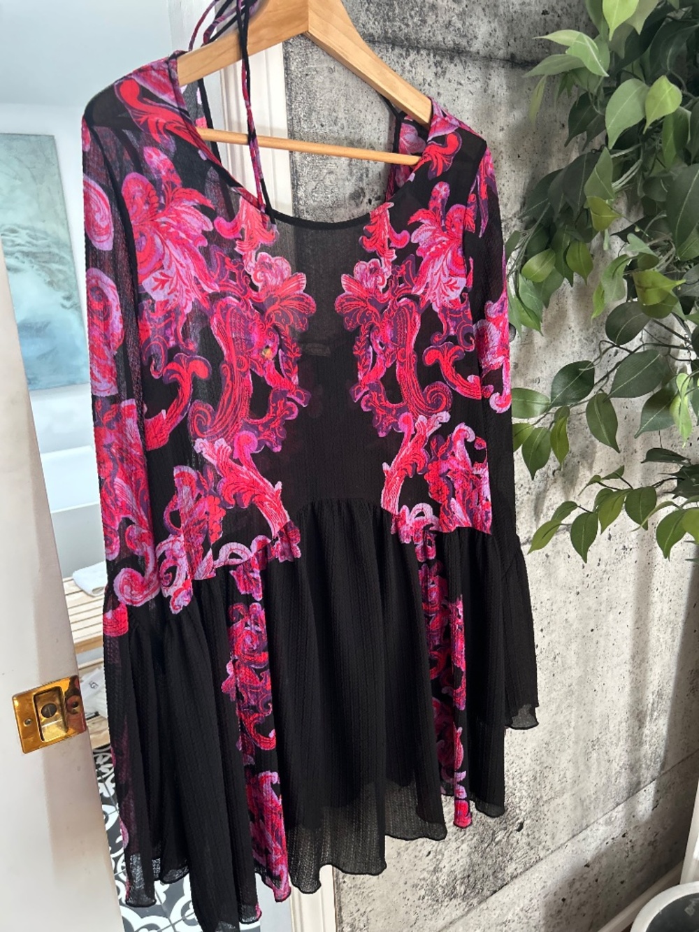 FREE PEOPLE "SYMPHONY" FLOWY TOP M-XL